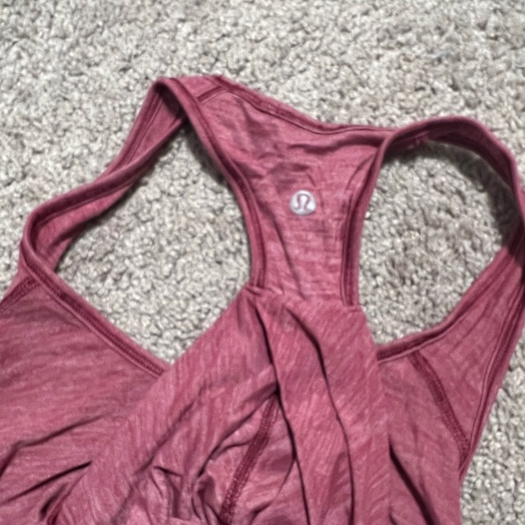 Lululemon Essential Tank - Picture 3 of 4